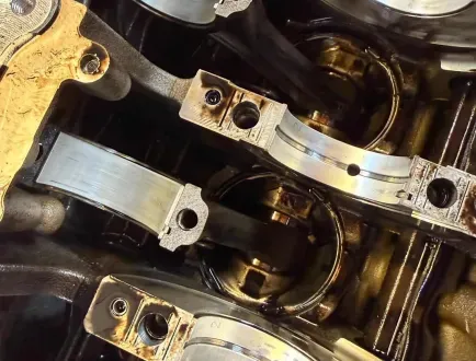 Crankshaft and Bearing Assembly